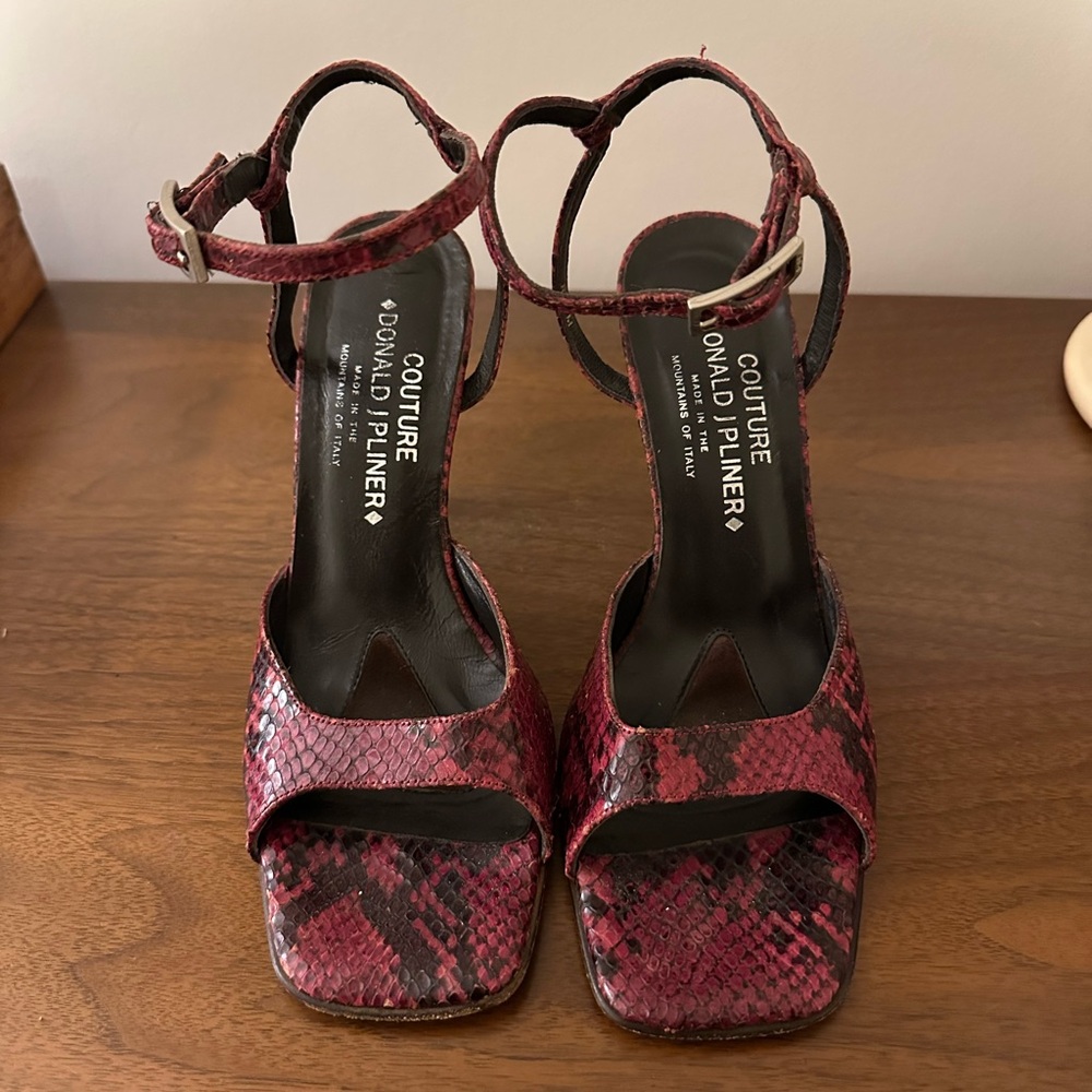 Donald J. Pliner Women's Red Snakeskin Strappy Sandals size 8